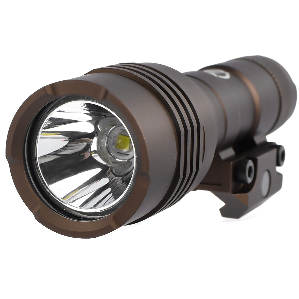 WADSN TORCIA TATTICA LED 500 LUMEN DARK EARTH (WD4101-T)