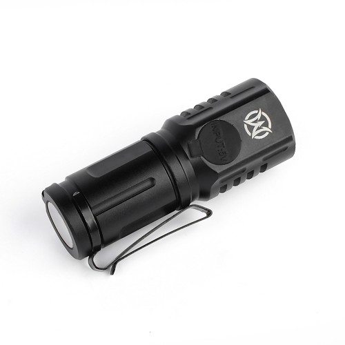 WADSN MINI LED FLASHLIGHT BLACK (WEX682-B)