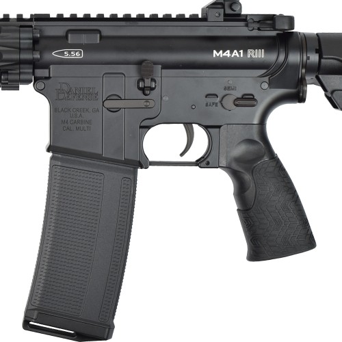 CYMA ELECTRIC RIFLE DANIEL DEFENSE M4A1 RIII 14.5" BLACK (CM105AB)